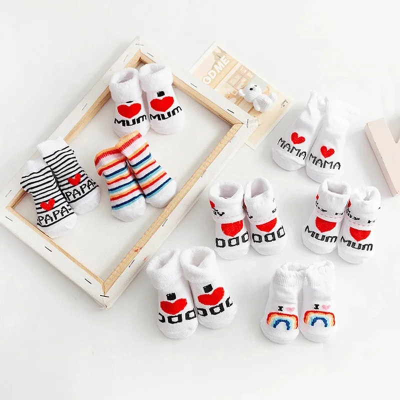 春夏ベビーガールズボーイズ綿ソフト暖かい靴下新生児幼児レター - Summer Clothing Newborn のレビューと価格