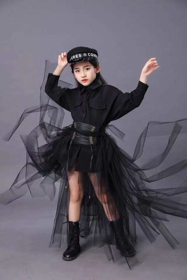 子供の黒のスーツ女の子モデル競争滑走路ファッションキャットウ - Summer Clothing Set For Girls のレビューと価格