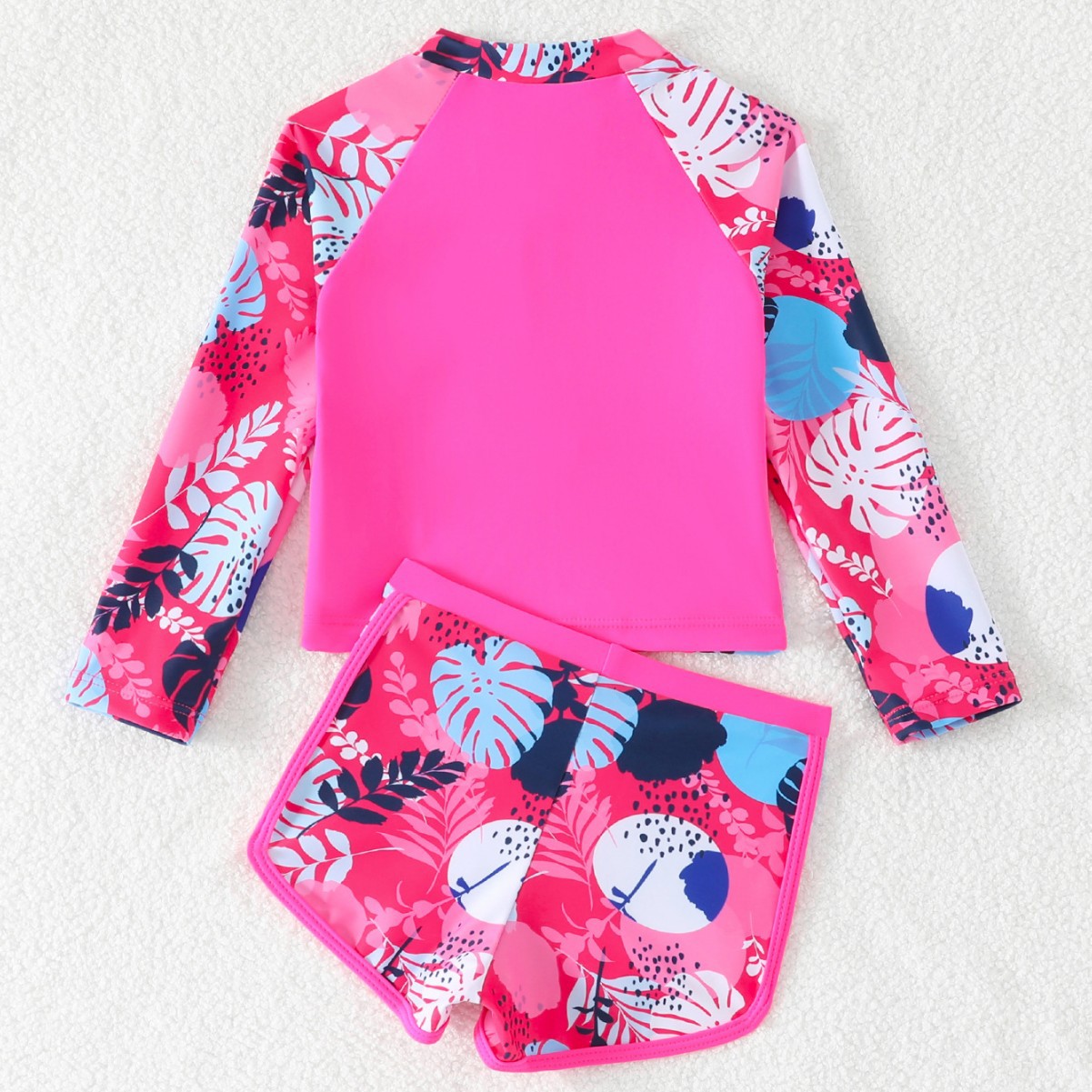 女の子用リーフプリント2ピースラッシュガードセット長袖ハーフ - Rash Guard Long Sleeve のレビューと価格